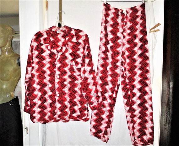 Vintage 50s Mens Rayon Chevron Print Pajama Set Re