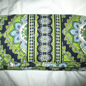 Carteira vintage Vera Bradley Cambridge Tri Fold dos anos 2000, verde e azul