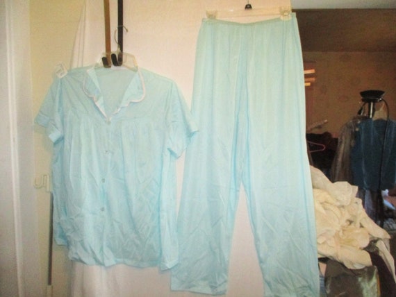 Vintage 60s Light Blue Pajama Set L Ladies Nylon … - image 1