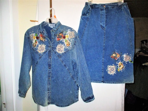 Vintage 80s Ladies 2 Pc Skirt Shirt Suit Blue Den… - image 1