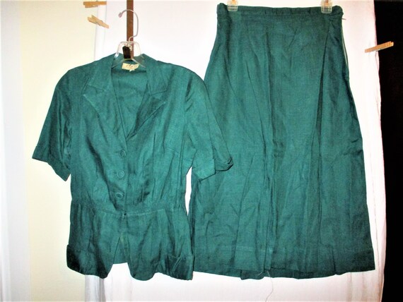 Vintage 40s Forest Green 2 pc Womans Suit LAiglon
