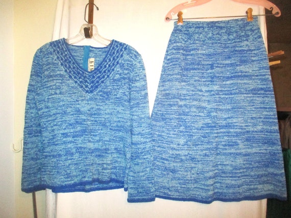 Vintage 60s Ladies 2 pc Heathered Blue Acrylic Kn… - image 1