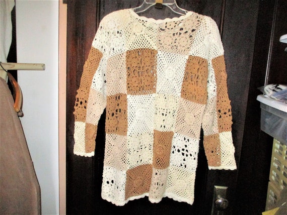 Vintage 90s Crochet Granny Square Beige Patchwork… - image 4