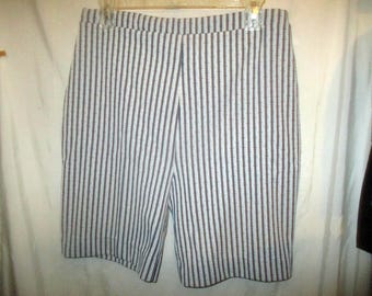 Vintage 60s Ladies Blue White Stripe Poly Knit Shorts M Pants As Is