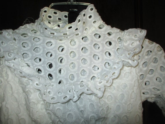 Vintage 60s Mod White Large Eyelet Full Length Dr… - image 3