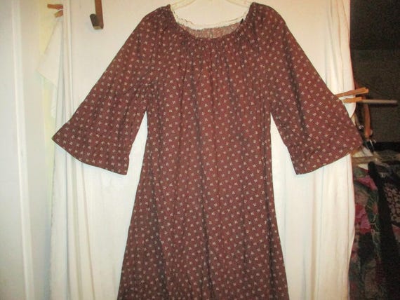 Robe vintage des années 70 en calicot marron clair M Look
