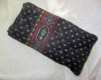 Estuche para gafas Vera Bradley Original Black de doble ranura, estilo vintage de los años 90, con diseño de la marca Indiana.