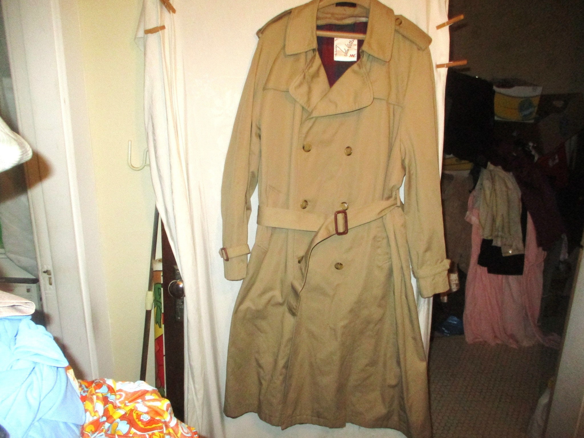 Vintage 70s John Weitz Beige Trench Coat 46 Long Mens Double