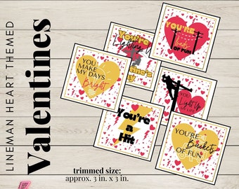 Könnte beinhalten: Druckbare Valentinstagskarten mit Elektriker-Motiven und Illustrationen. Die Karten sind 7,6 cm x 7,6 cm groß und zeigen ein gelbes Herz mit einer Glühbirne, ein gelbes Herz mit einem Werkzeugkasten, ein gelbes Herz mit einem Blitz und ein gelbes Herz mit einer Stromleitung.