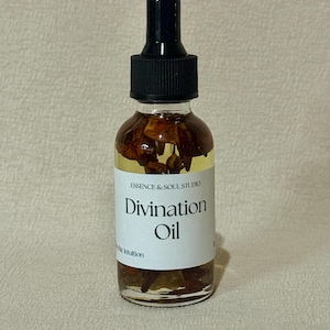 Divination Oil | Psychic Enhancement & Spiritual Connection | Ritual Oil for Intuition, Third Eye Opening