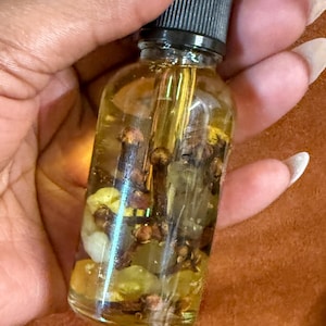 Conjure Oil | Spirit Summoning Aid, Intention Manifestation Oil | Powerful Spirit Summoning Oil | Traditional Conjure Work | 1oz