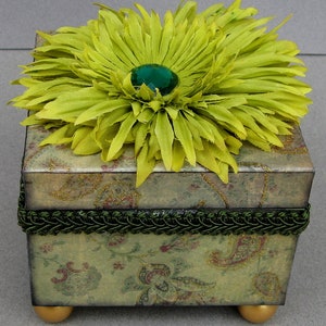 Green Paisley Decoupaged Flower Decorative Small Box Jewelry Keepsake Trinket image 6