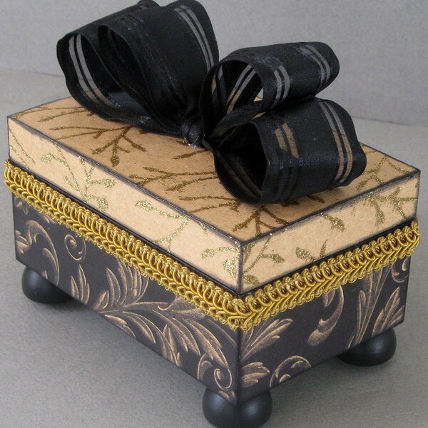 Elegant Gold Decorative Box