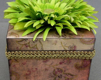 Romantic Olive Paisley Swirl Keepsake Trinket Jewelry Decorative Box