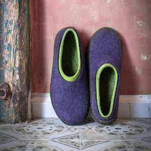 BureBure Comfortable Mens felted wool slippers, Husband gift, Boiled wool Warm house shoes, Eco friendly wool felt handmade slippers for men