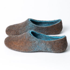 Ombre boiled wool slippers for Women, Felted wool clogs, Handmade in Europe by BureBure