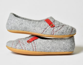 Boiled Wool Slippers: Women's Cocoon Clogs with Red Leather Detail