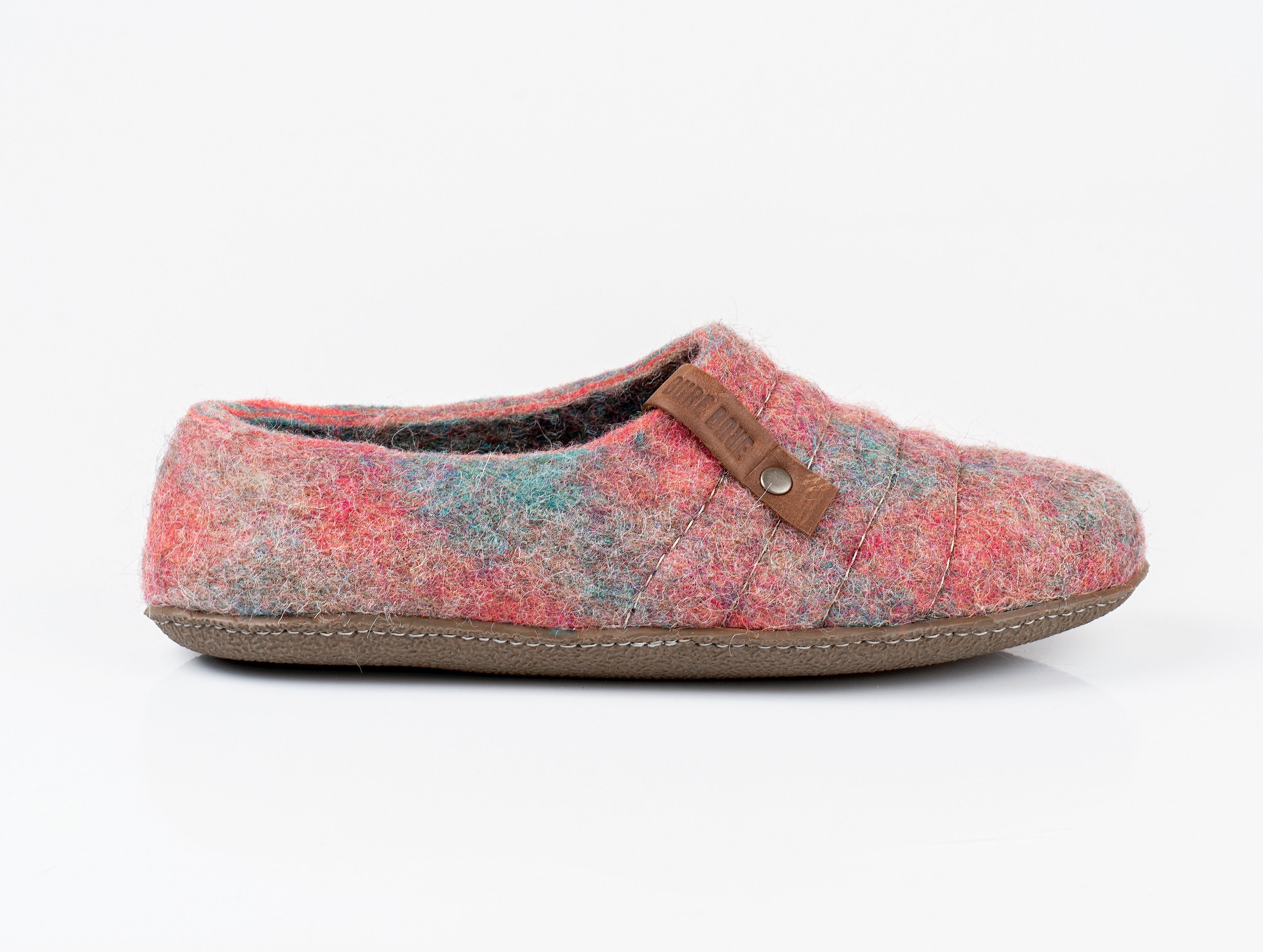 womens sturdy slippers