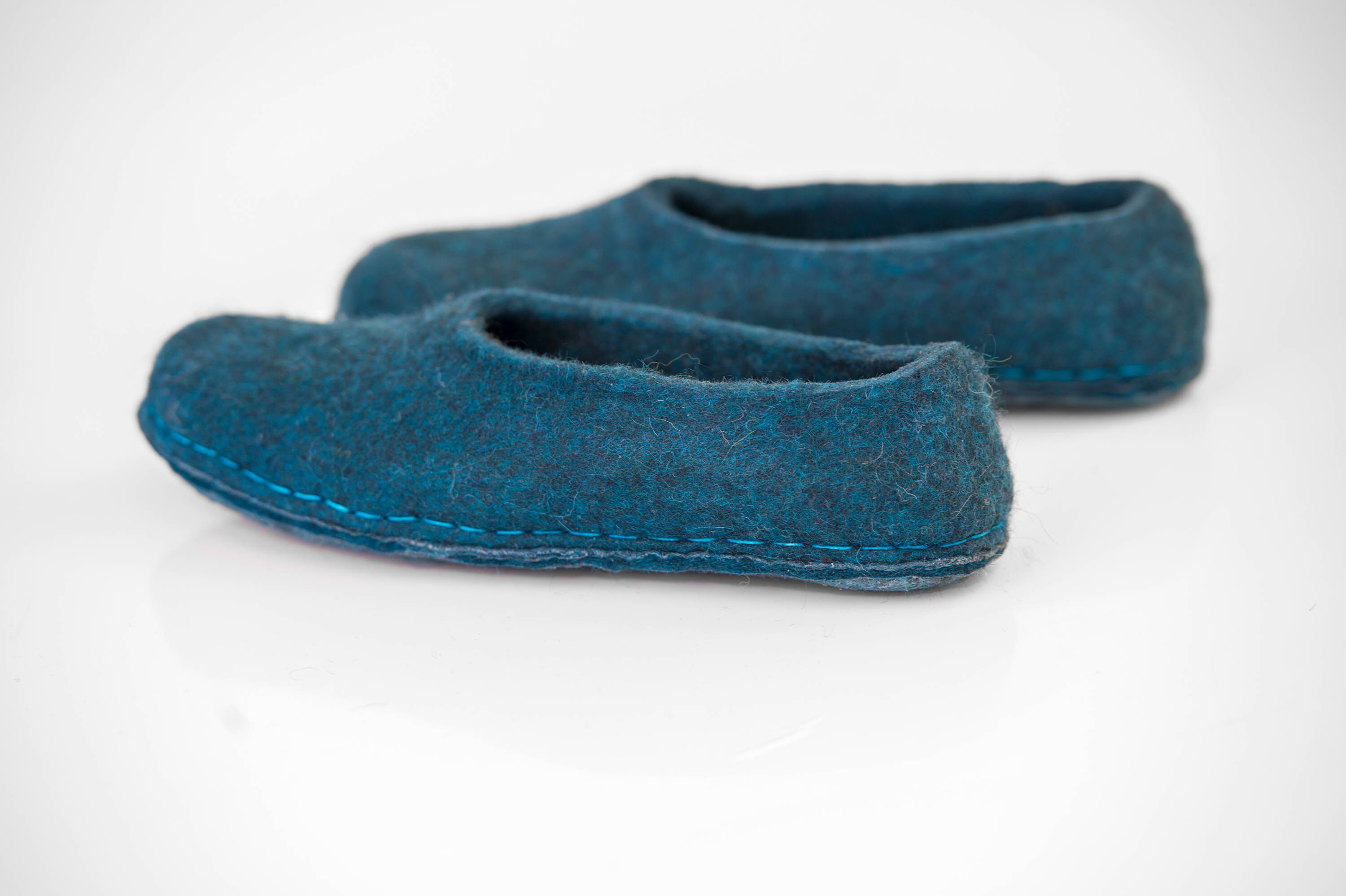 amazon ladies flat slippers