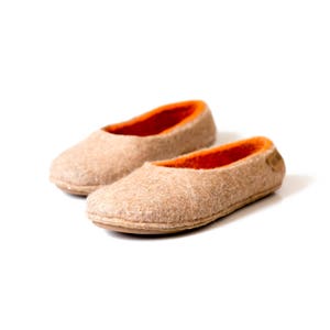 Ready To Ship US7.5 - EU38 Women Alpaca wool felted women slippers with orange inner layer and rubber soles, flat slippers, Warm home shoes