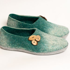 Felted wool men slippers, Hygge gift, woodland housewarming gift ideas, Gray green felt slippers image 2