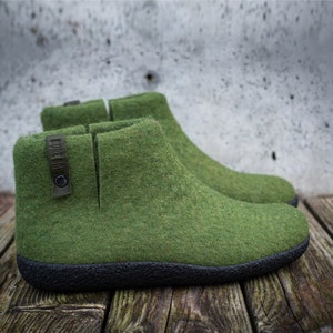 Warm wool ankle slippers boots for men, Handmade BureBure slippers natural felted wool WOOBOOT Rubber soles