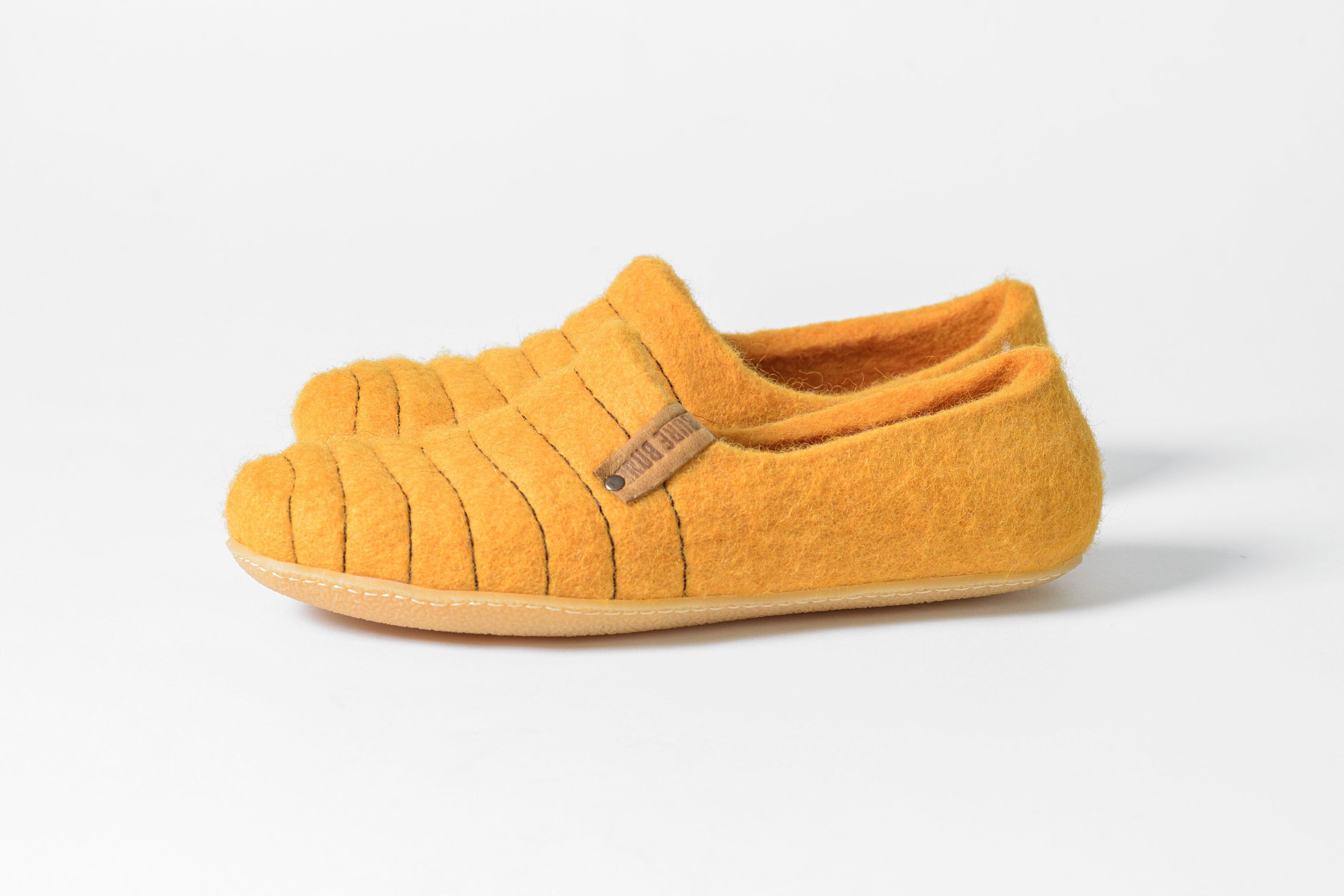 Comode e calde pantofole da casa da donna modello Helen con suola antiscivolo, disponibili nei numeri dal 35,5 al 42, Multicolore