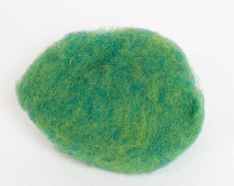 Wasabi green Wool Best for wet felting wool, Bergschaf wool, Tyrollean Tyrolean or mountain sheep wool - BureBure felting wool