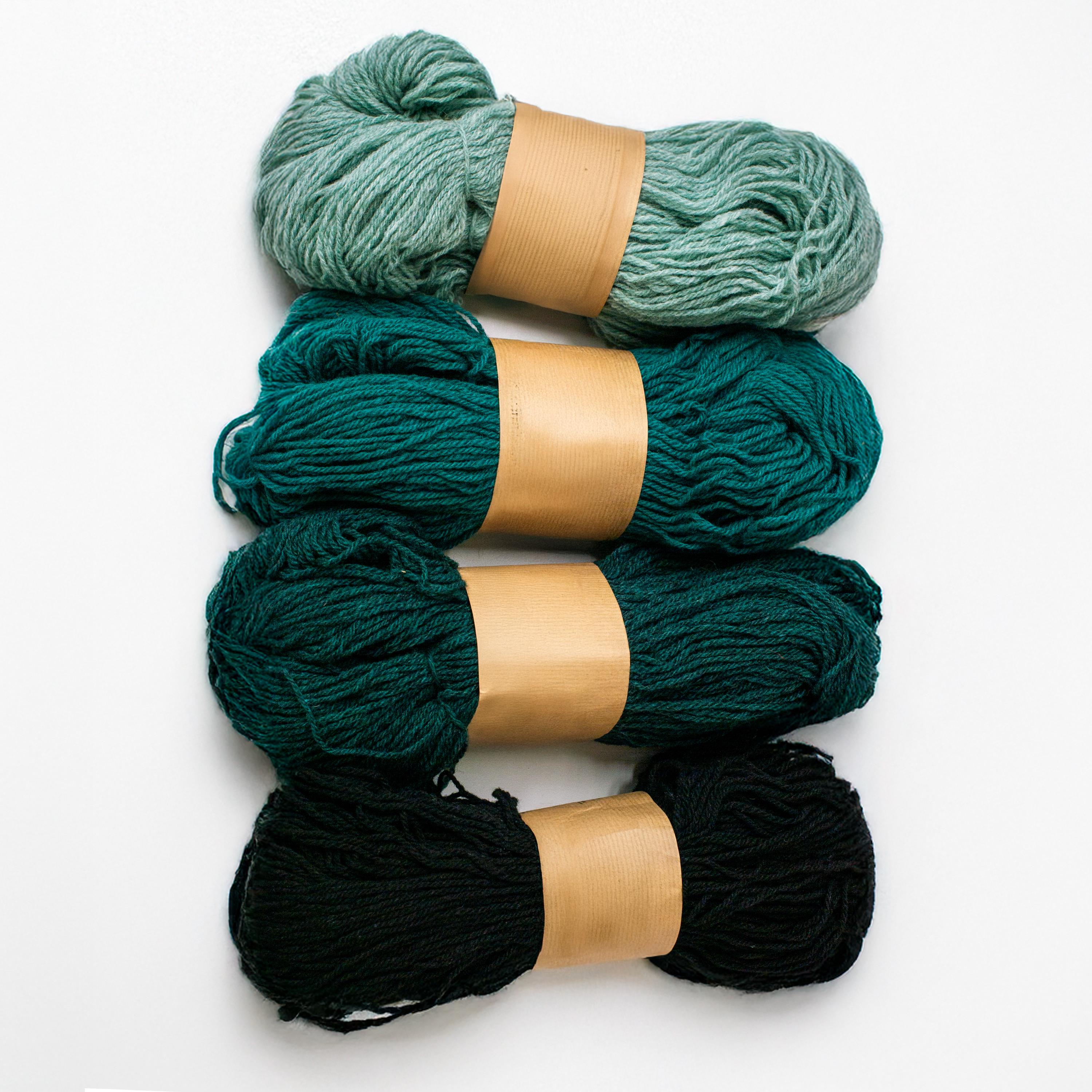 Natural Wool Yarn: Sock Weight for Knitting, Felting, Weaving (100 g/230m)