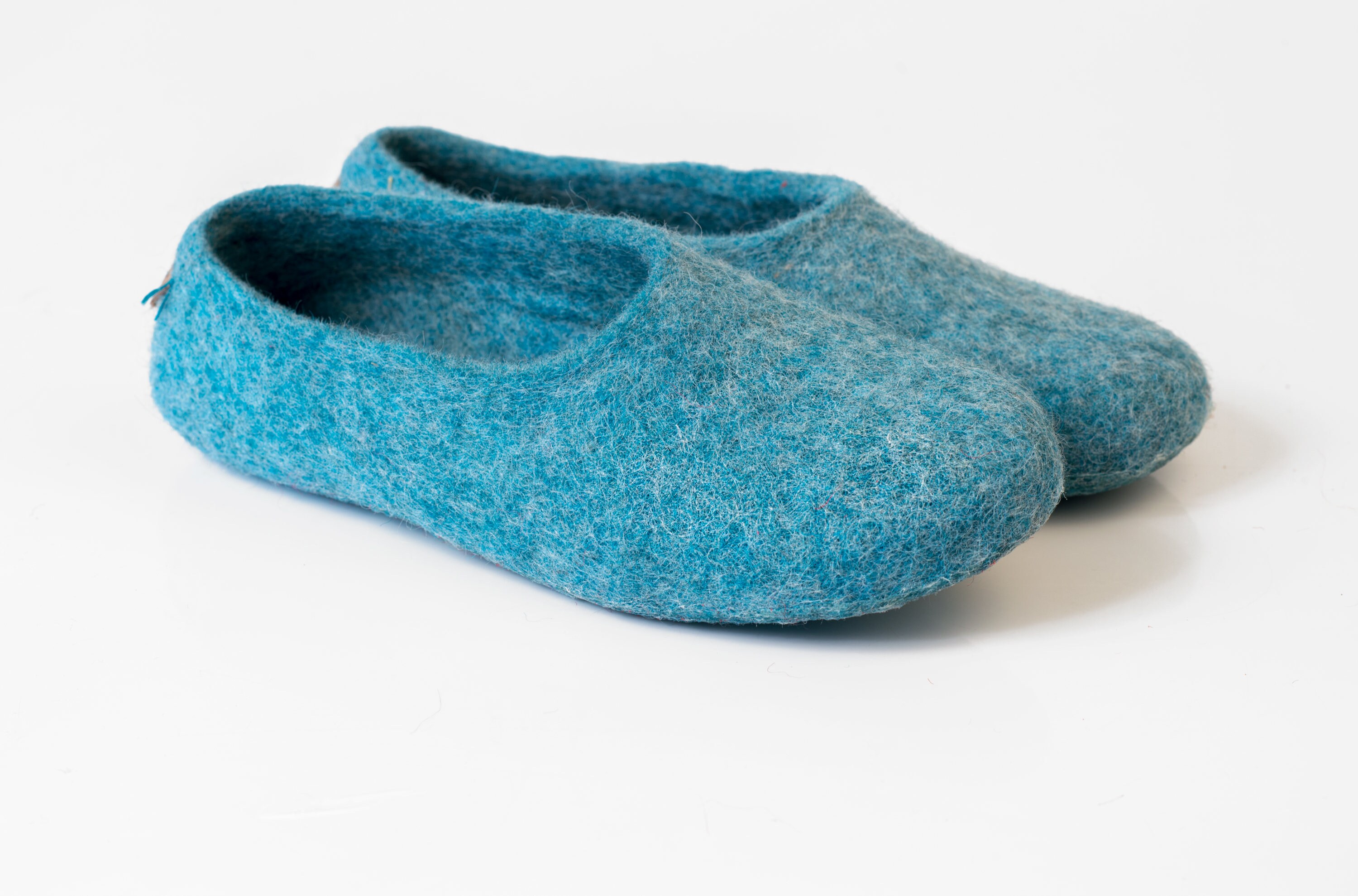 slippers turquoise