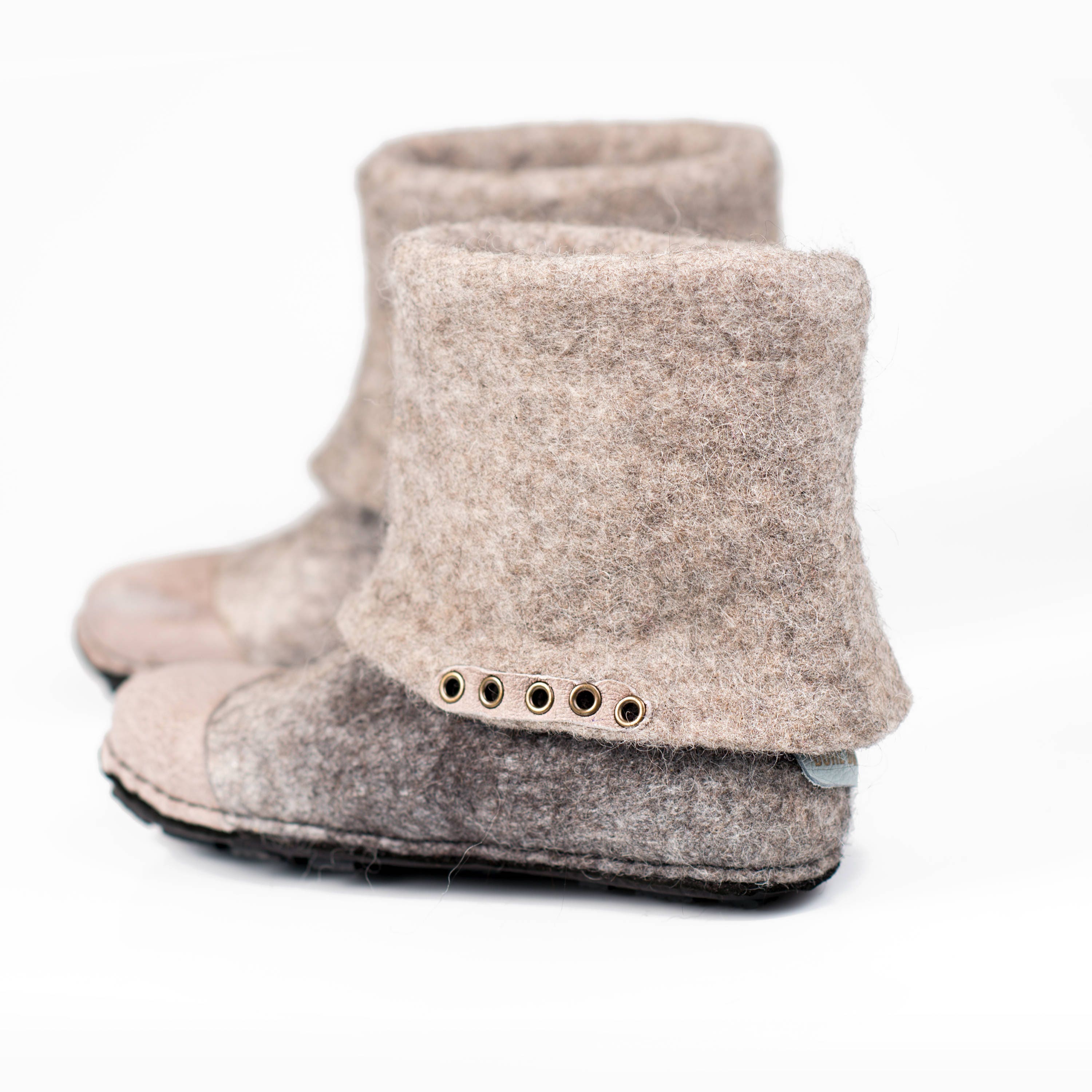 How to clean white valenki Return the original look of winter shoes How to clean white valenki Return the original look of winter shoes