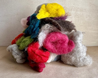 Set of mixed Tyrollean Bergschaf Wool - Best for wet felting - different colours, dyed and natural
