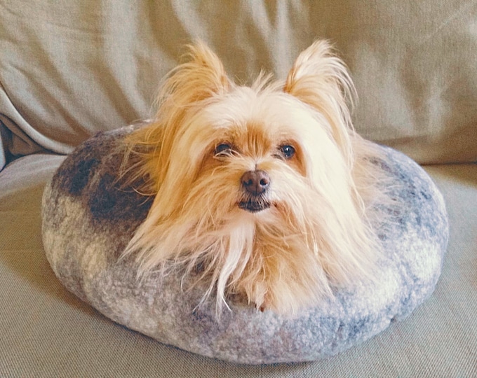 Small dog bed, Washable pet house, Felted pet cave from gray wool, Wool pet bed, Custom pet bed, Pet furnishings, pets house, pet bedding