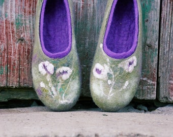 Viola slippers for women with handmade flower decoration, women slippers, boiled wool slippers, wool shoes