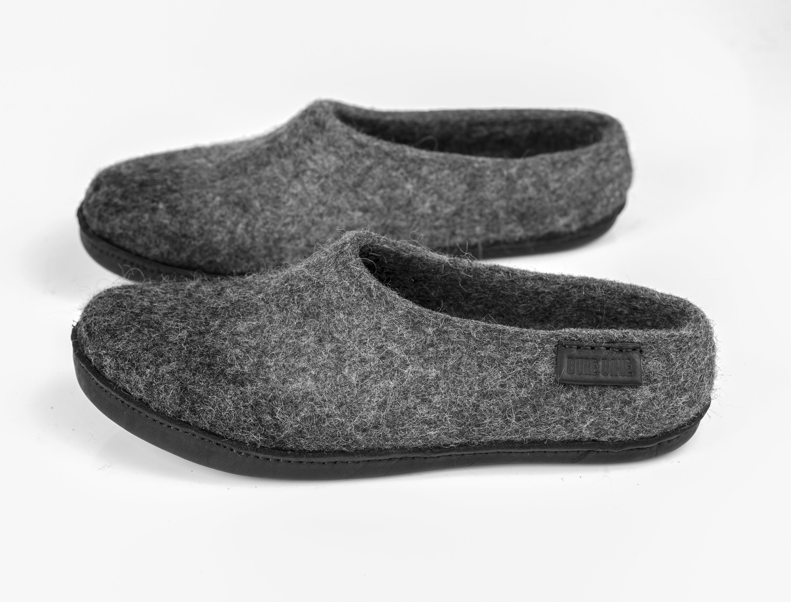 simple men's clogs