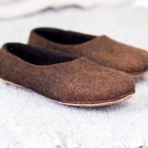 Brown boiled wool slippers for men decorated with alpaca wool ombre Handmade home shoes image 4