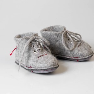 Felted baby booties, Toddler slippers with laces from natural wool, Gray kids booties, Infant slippers, Children slippers, Baby sneakers image 4