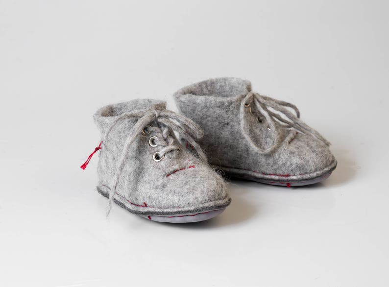 Felted baby booties, Toddler slippers with laces from natural wool, Gray kids booties, Infant slippers, Children slippers, Baby sneakers image 4