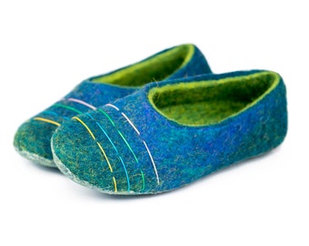 Women slippers with colourful lines decor and bright green inner part, BureBure Boho Style Slippers