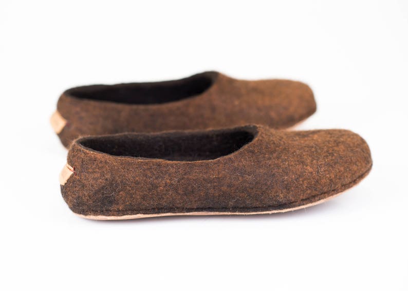 Brown boiled wool slippers for men decorated with alpaca wool ombre Handmade home shoes image 2