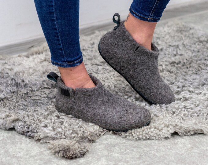 Ready To Ship US 6.5 Women - 37 EU Gray wool boots slippers with rubber soles, Women booties slippers