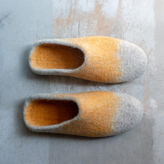 Easy Slip-on slippers Slippers for Men: Handmade Warm felted wool slippers