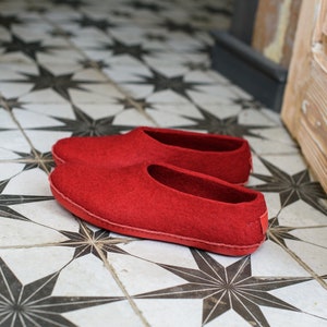 Red women wool slippers, Boiled wool slippers, Bedroom slippers, Hygge housewarming gift for women image 5