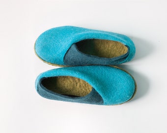 Warm Wool Slippers for women, Envelope Turquoise Olive, Felted Slippers for Women, Woolen Flats, Women Wool Shoes for Home, Spring slippers