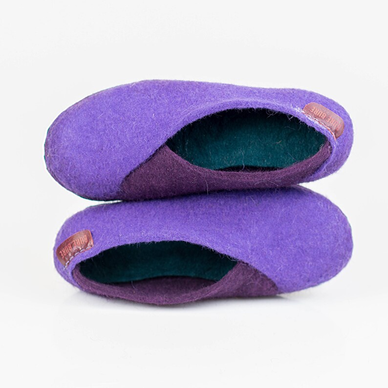 Chinelos femininos elegantes de lã feltrada, calçados artesanais, sapatos ecológicos, sapatos para casa, sapatos confortáveis de primavera - chinelos envelope verde-oliva ultravioleta imagem 5