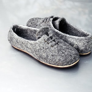 Natural felted wool sneakers for men, Felted wool shoes, Warm sneakers, Woolen house slippers Gift for him image 2