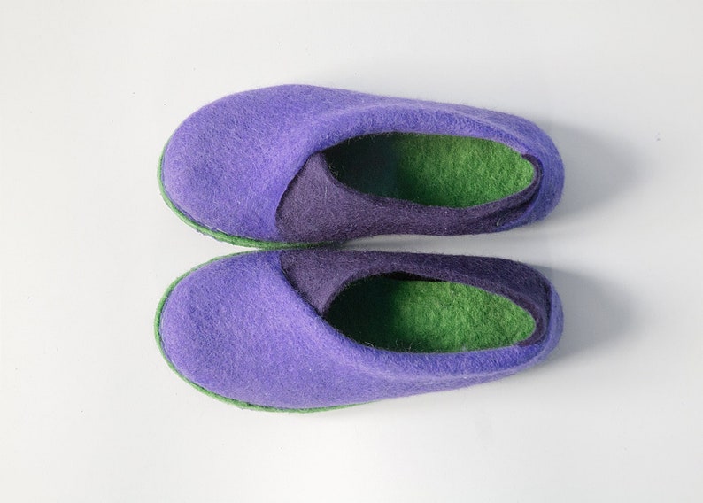 Elegant Felted wool women slippers Handmade footwear Eco friendly shoes home shoes Cozy spring shoes Ultra violet olive envelope slippers image 1