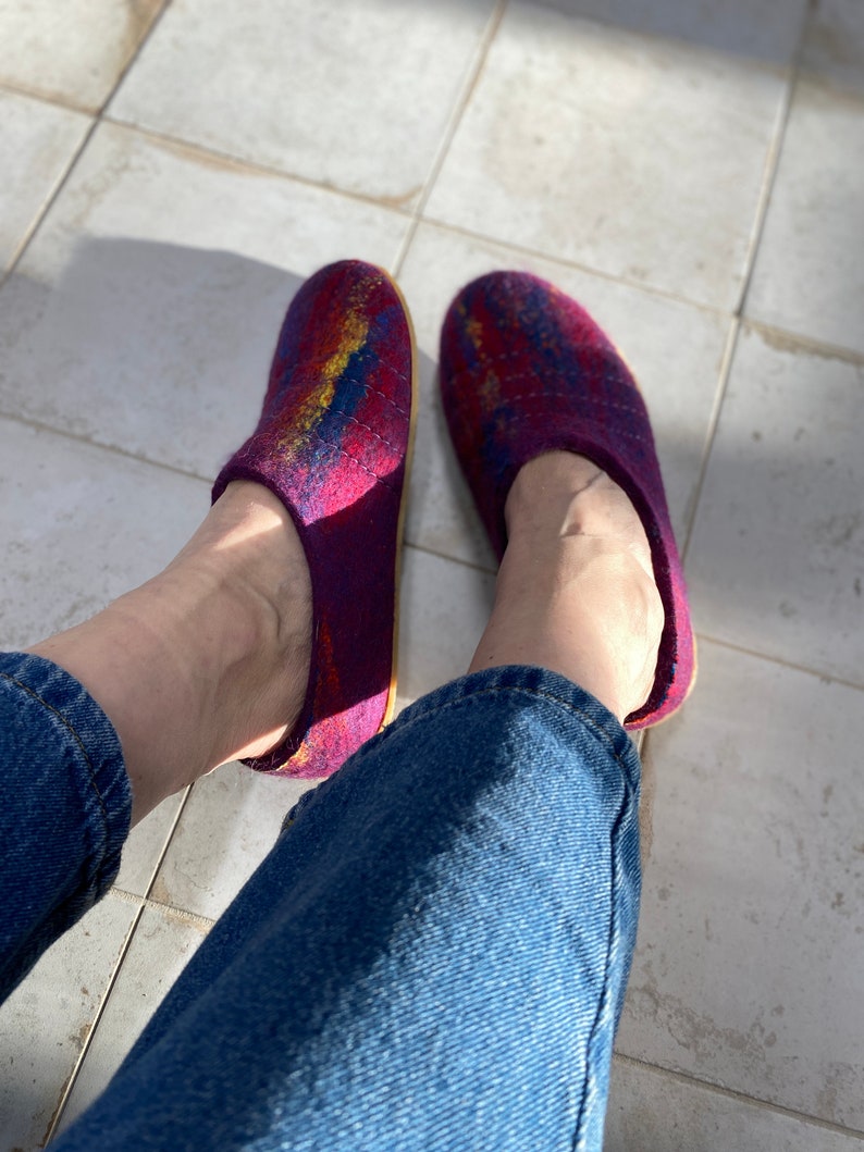 Natural felted wool women's slippers BureBure