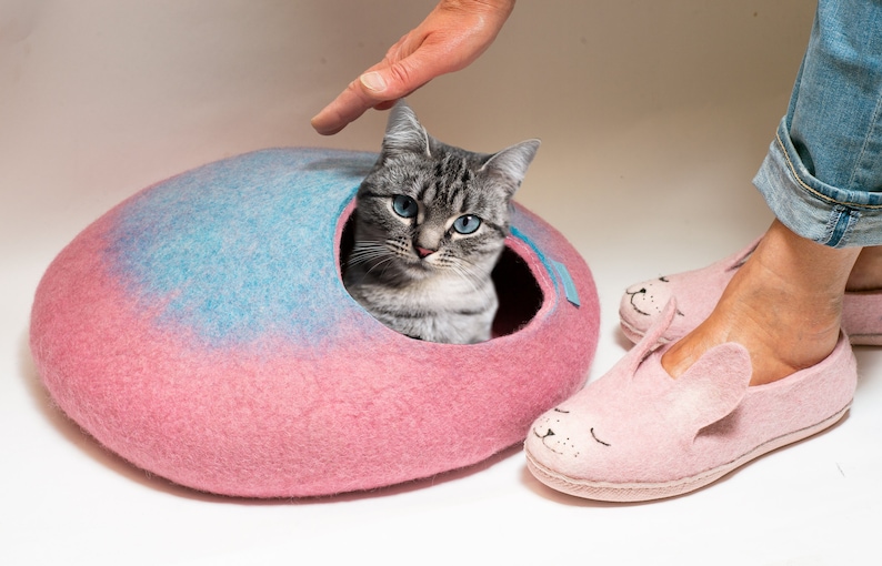 Felted wool pet home from pink and blue felted wool, Pet furniture, Cat cave, Pet cave, Pet accessories, Bure Bure image 1