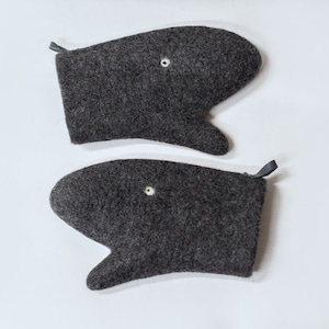 Felted Wool Fish Oven Mitt: Funny Fisherman Gift